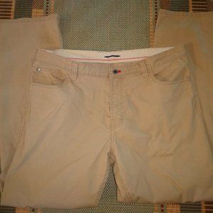 IZOD Saltwater Straight Fit Chino Pants 36W x 32L Khaki Zip/Button Closure